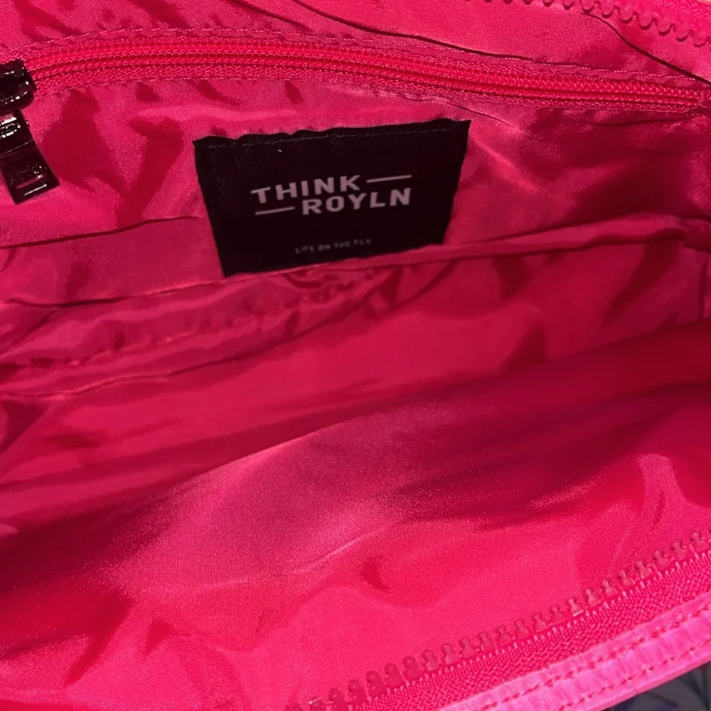 👛🌹• ♥️ Think Rolyn x Pretty n’ Pink Vibes ♥️•👛🌹